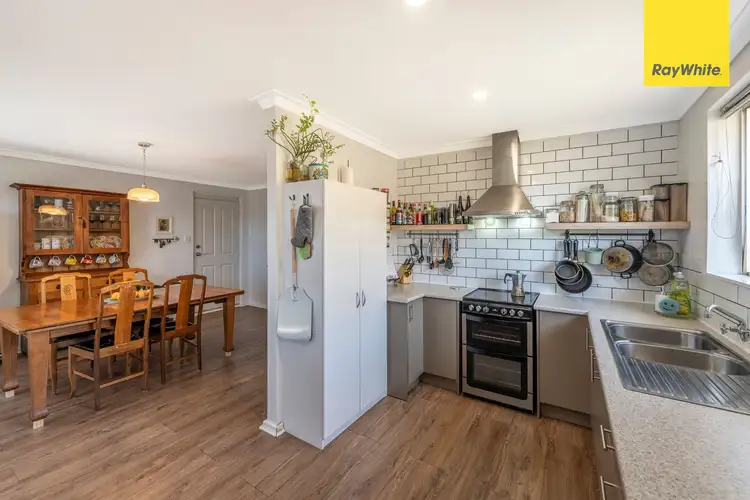 21 Bushby Street, Midvale WA 6056