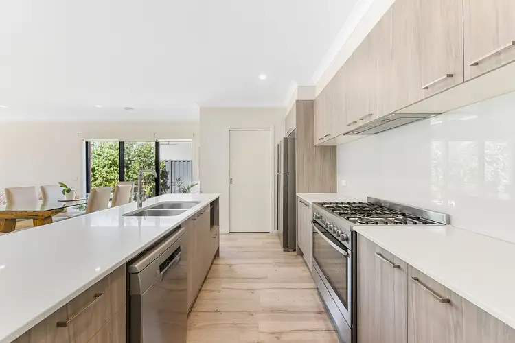 Fifth view of Homely house listing, 16 Selma Close, Lynbrook VIC 3975