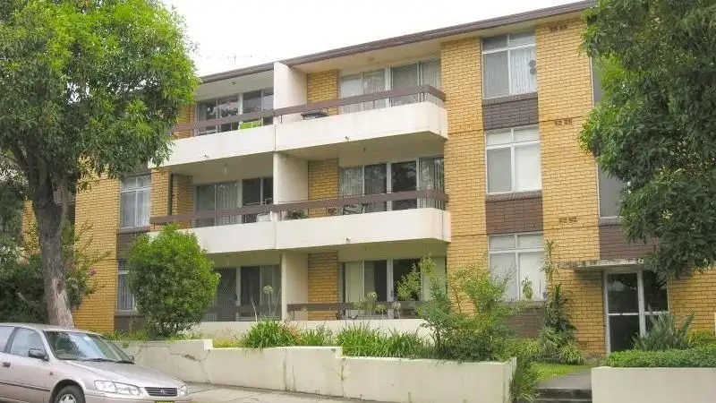 Main view of Homely unit listing, 7/84 Queens Road, Hurstville NSW 2220