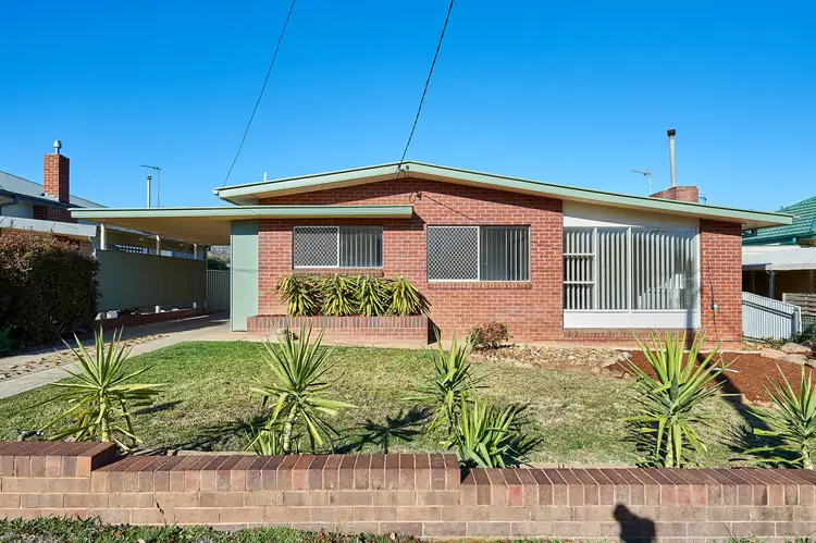 44 Ceduna Street, Mount Austin NSW 2650