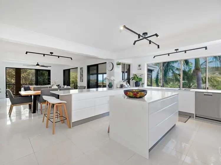 13 Yearsley Grove, Pacific Heights QLD 4703