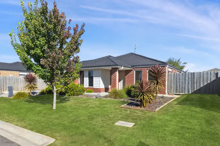 Third view of Homely house listing, 8 William Court, Lancefield VIC 3435