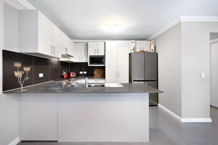Sixth view of Homely house listing, 6/29 Lorimer Crescent, Elderslie NSW 2570