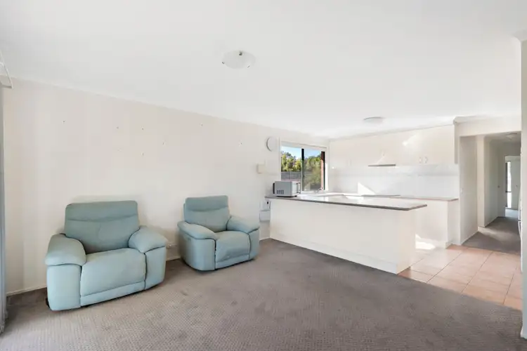 Second view of Homely house listing, 5 Noel Road, Langwarrin VIC 3910