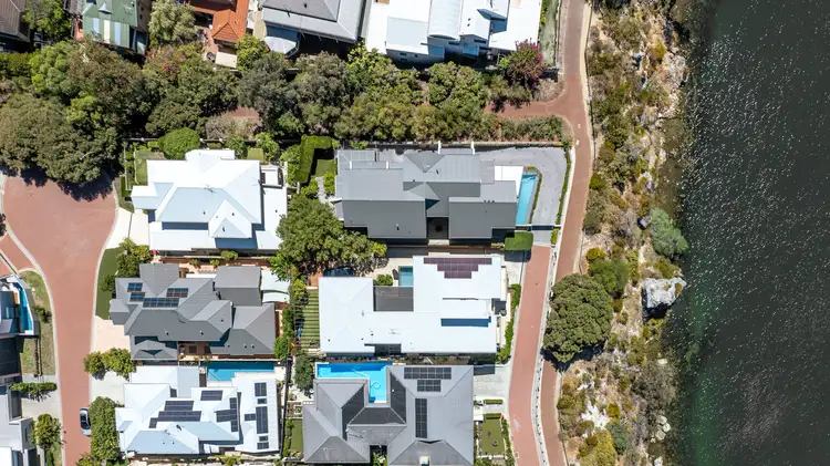 18 Eucla Court, North Fremantle WA 6159