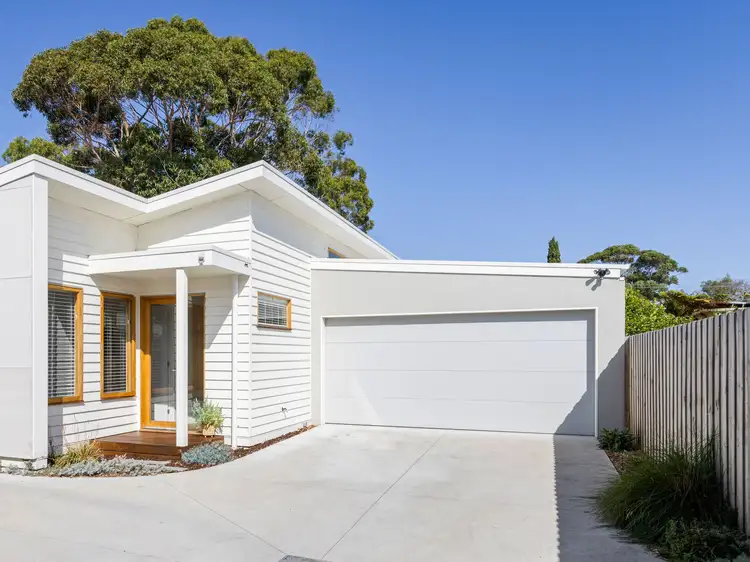 2/44 Cootamundra Avenue, Capel Sound VIC 3940
