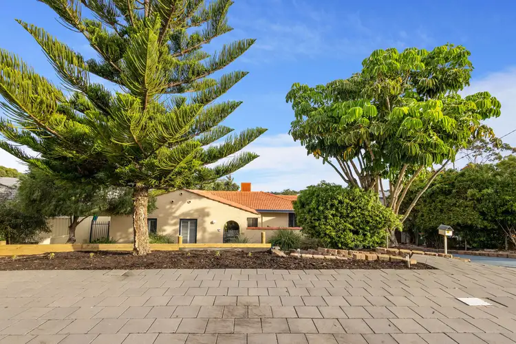 28 Minerva Way, Carine WA 6020
