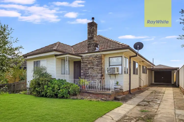 4 Bird Avenue, Guildford NSW 2161
