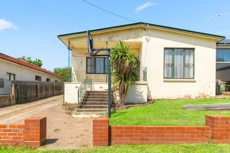7 Hillbar Rise, Karabar NSW 2620