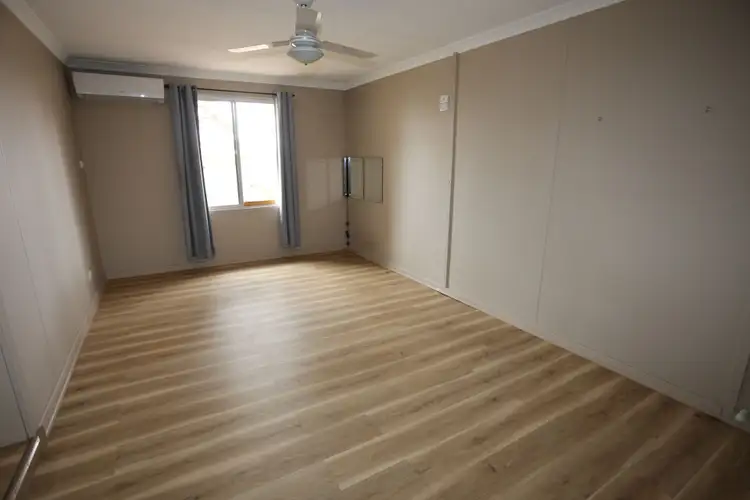 Seventh view of Homely semi-detached listing, 5 Bluebush, Kambalda West WA 6442