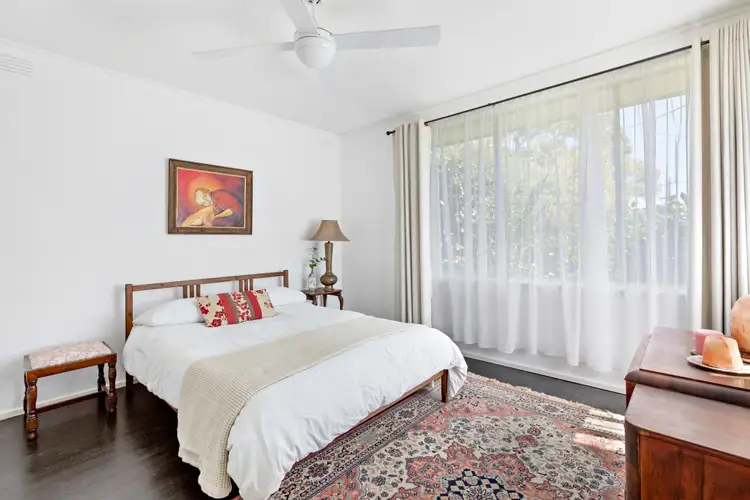 Fifth view of Homely house listing, 4 Devon Court, Frankston VIC 3199