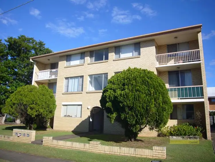 2/2 Franz Rd, Clayfield QLD