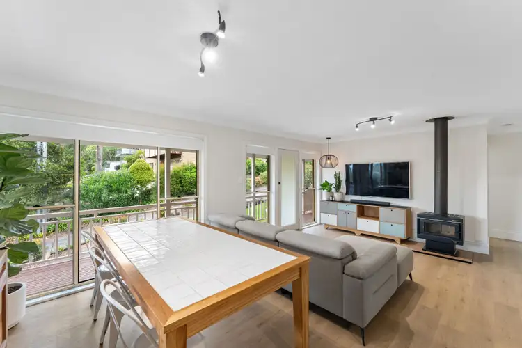 Second view of Homely semi-detached listing, 1/88 The Crescent, Helensburgh NSW 2508