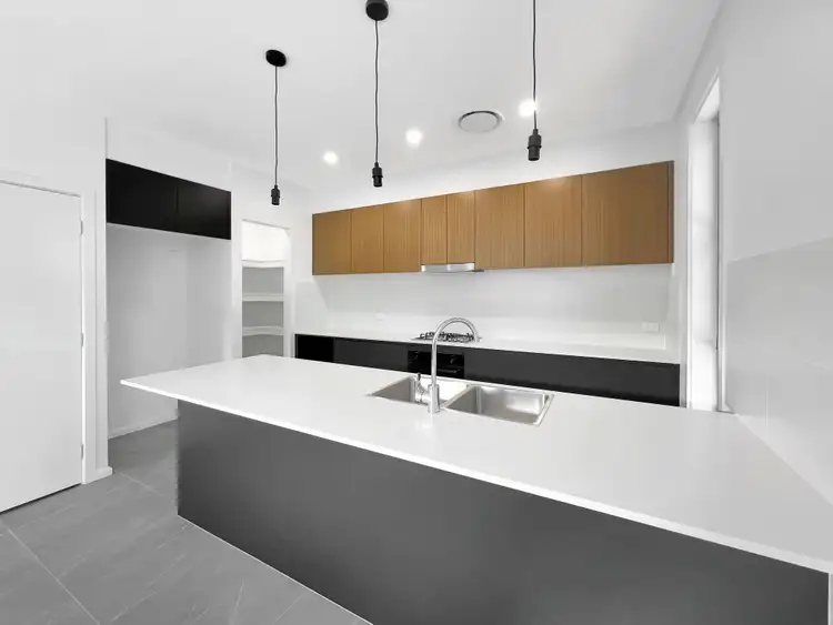 Second view of Homely townhouse listing, 3/2 The Crescent, Gateshead NSW 2290