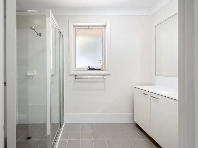 Sixth view of Homely house listing, 52 Sovereign Circuit, Glenfield NSW 2167