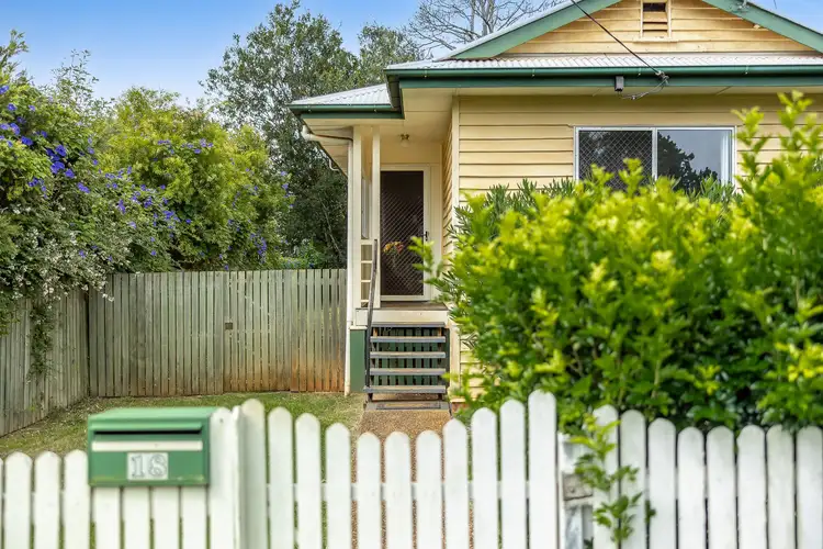 18 Elizabeth Street, South Toowoomba QLD 4350