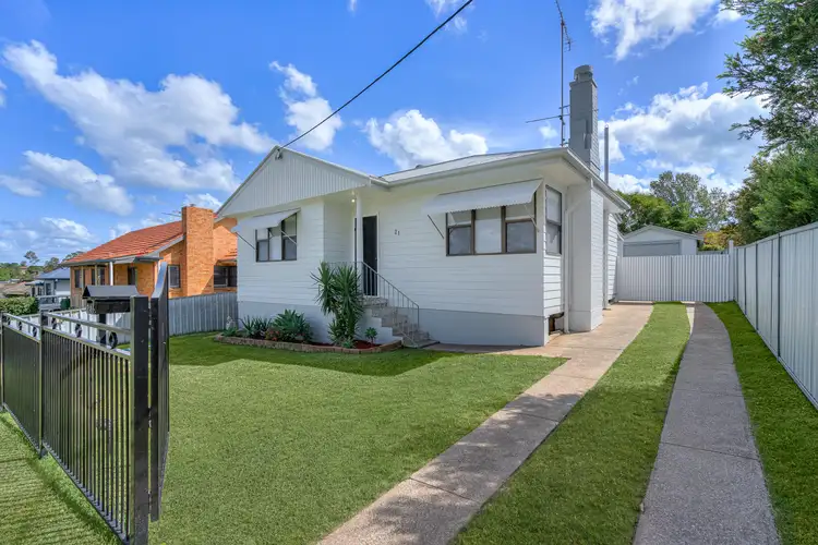 21 Second Avenue, Rutherford NSW 2320