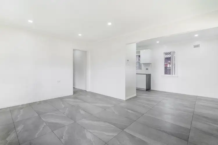 Fifth view of Homely house listing, 51 Hillview Parade, Lurnea NSW 2170