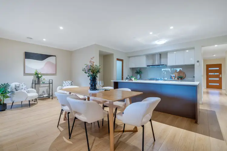 Sixth view of Homely house listing, 11 Water Lily Circuit, Craigieburn VIC 3064