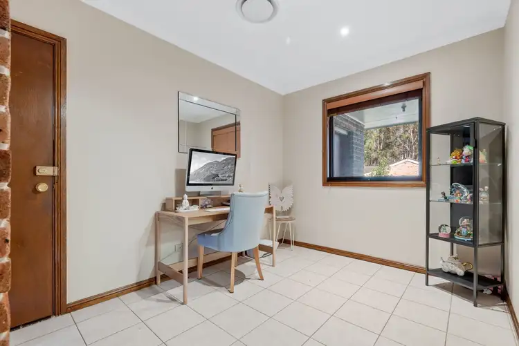 Fifth view of Homely house listing, 3 Grimwig Crescent, Ambarvale NSW 2560