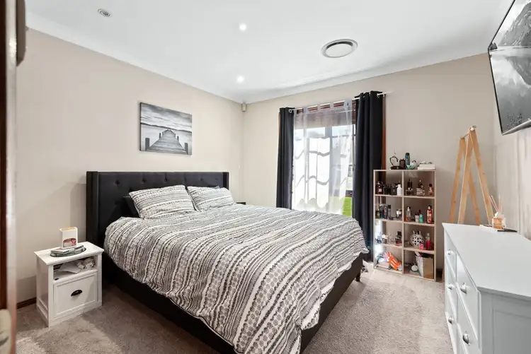 Sixth view of Homely house listing, 3 Grimwig Crescent, Ambarvale NSW 2560
