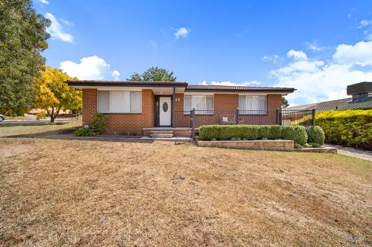 23 Hayley Crescent, Karabar NSW 2620