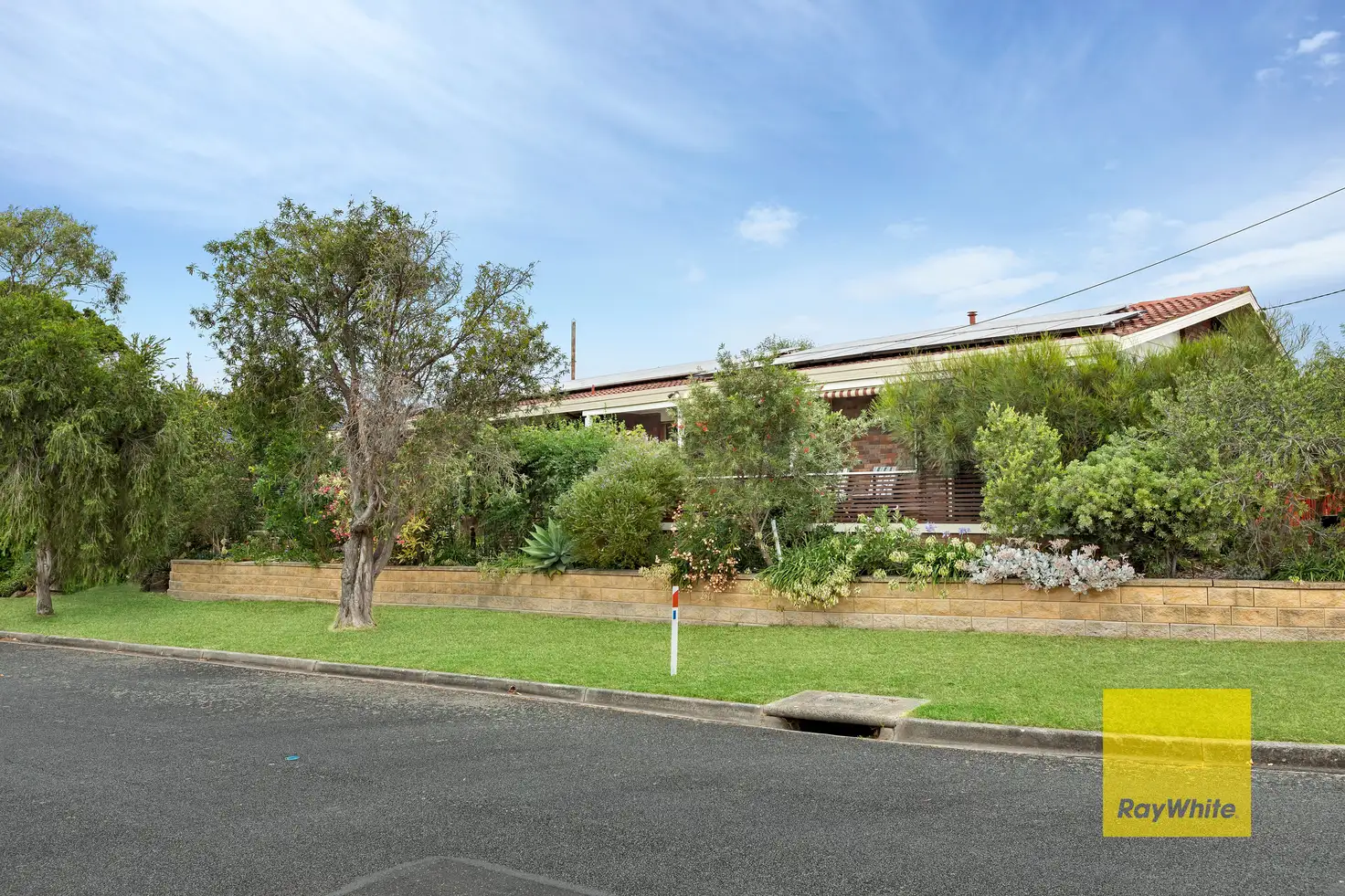 Main view of Homely house listing, 27 Illouera Avenue, Grovedale VIC 3216