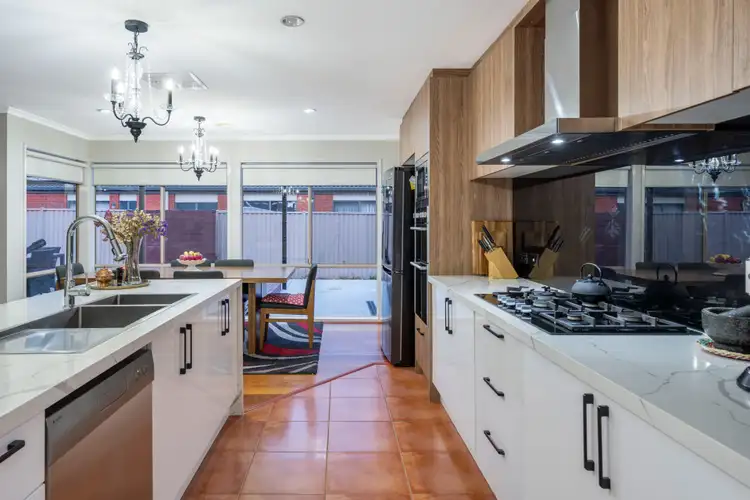 Seventh view of Homely house listing, 23 Bowral Loop, Craigieburn VIC 3064