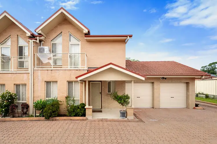 Main view of Homely townhouse listing, 5/5-7 Saywell Road, Macquarie Fields NSW 2564