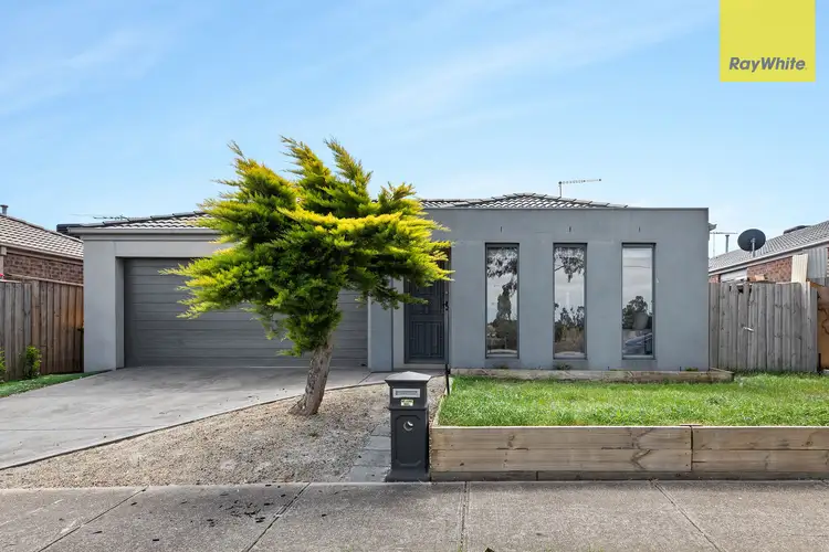 Main view of Homely house listing, 19 Howardson Circuit, St Albans VIC 3021