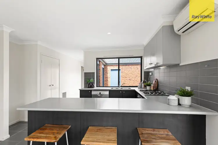 Fourth view of Homely house listing, 19 Howardson Circuit, St Albans VIC 3021