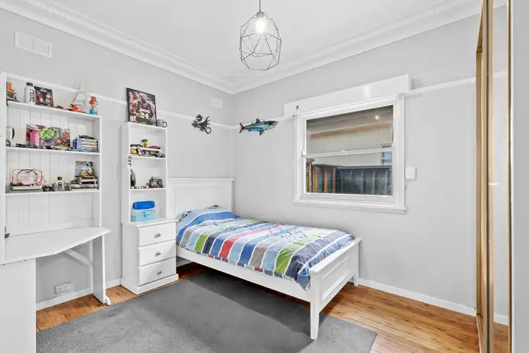 Fifth view of Homely house listing, 2 Dan Crescent, Colyton NSW 2760