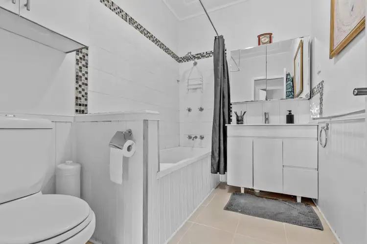 Sixth view of Homely house listing, 2 Dan Crescent, Colyton NSW 2760