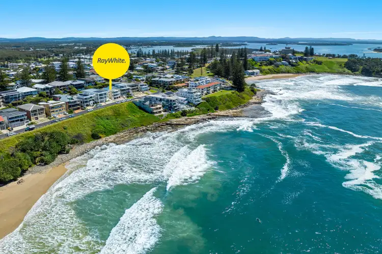 4/7 Ocean Street, Yamba NSW 2464