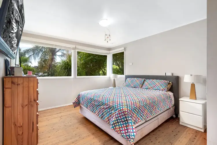 Fifth view of Homely house listing, 3 Kippara Place, Bradbury NSW 2560