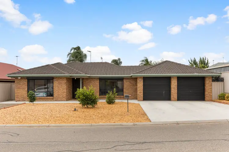 31 Axminster Crescent, Craigmore SA 5114