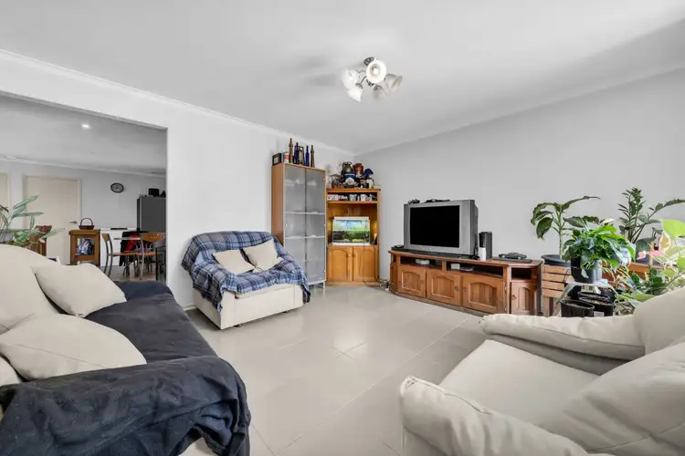 Second view of Homely house listing, 14 Marinda Drive, Skye VIC 3977