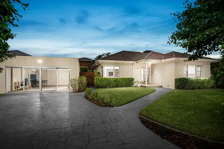 12 Legon Road, Oakleigh South VIC 3167