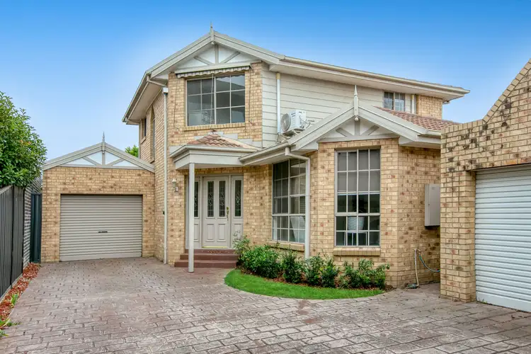2/233 Gilbert Road, Preston VIC 3072