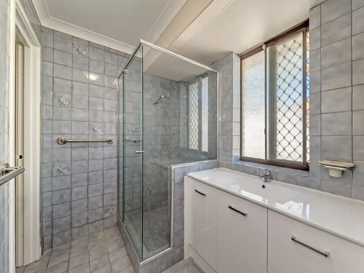 Sixth view of Homely house listing, 1 Lexcen Crescent, Ocean Reef WA 6027