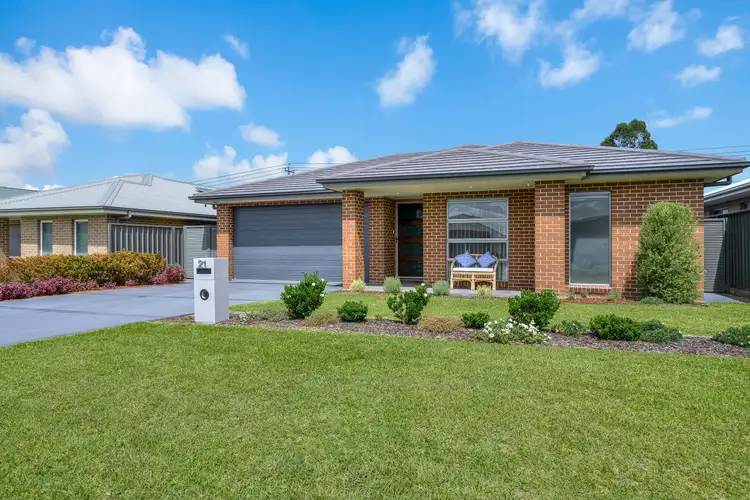 Second view of Homely house listing, 21 Conquest Close, Rutherford NSW 2320