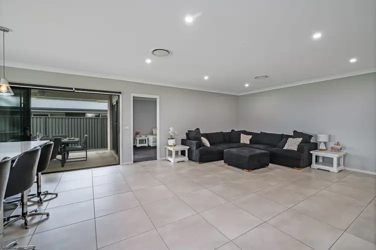 Sixth view of Homely house listing, 10 Conquest Close, Rutherford NSW 2320