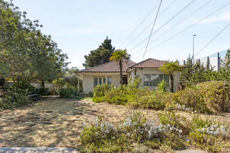 Main view of Homely house listing, 2 Waites Court, Brooklyn VIC 3012