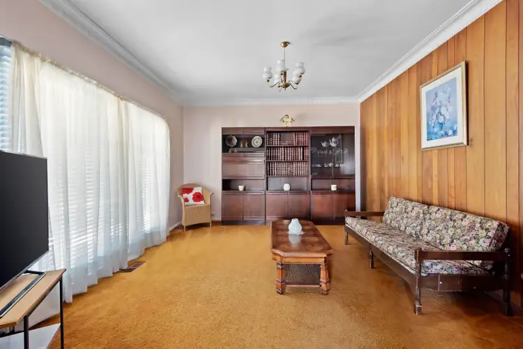 Fourth view of Homely house listing, 2 Waites Court, Brooklyn VIC 3012