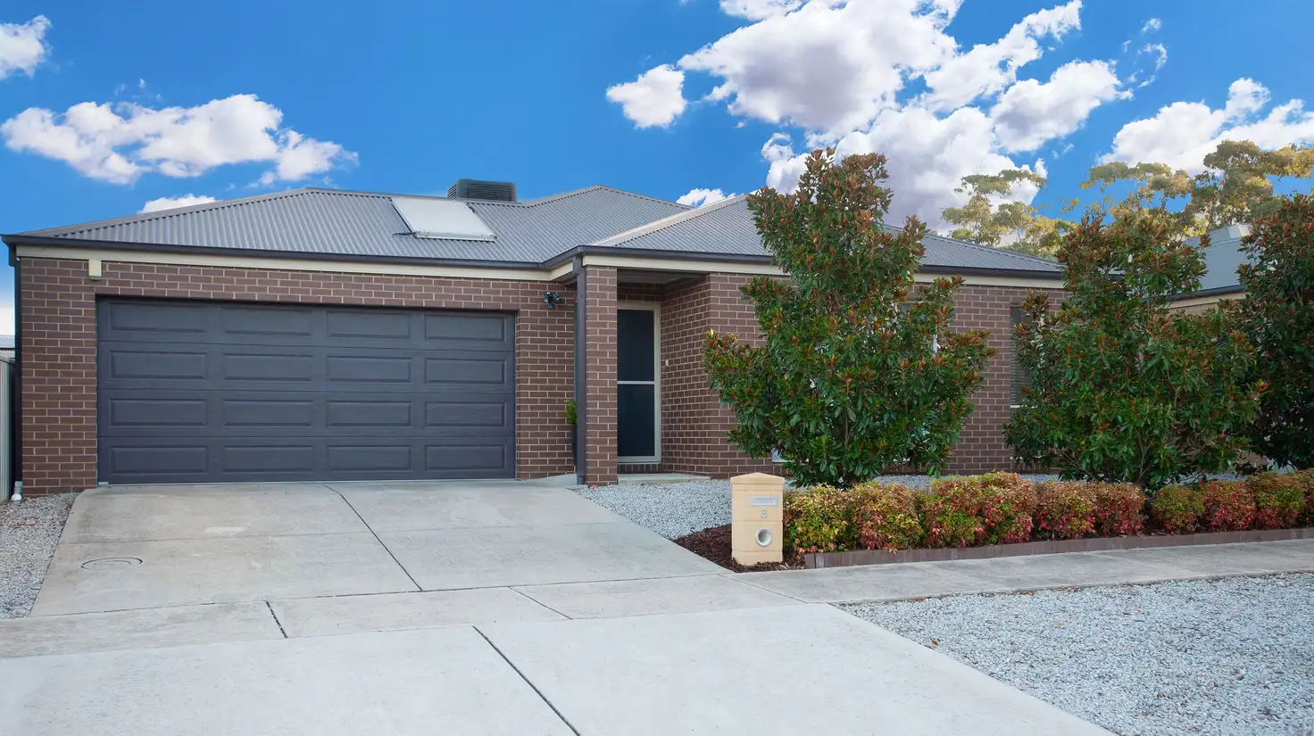 Main view of Homely house listing, 8 Miners Rest, Kangaroo Flat VIC 3555