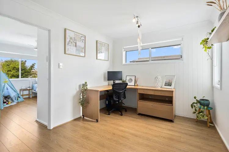 Fifth view of Homely semi-detached listing, 24 Elizabeth Circuit, Flinders NSW 2529