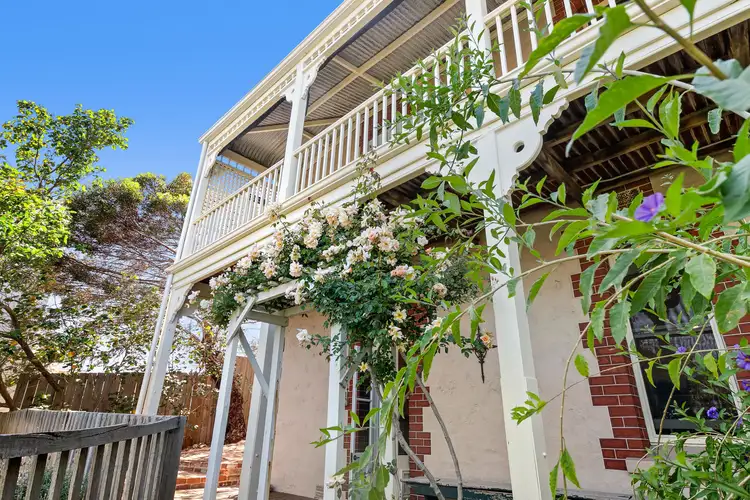 9 Bateman Street, Fremantle WA 6160