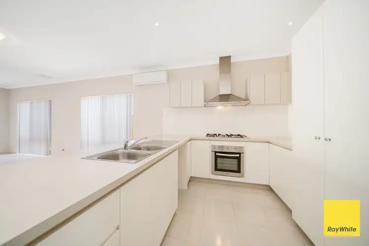 2 Saunton Way, Ridgewood WA 6030