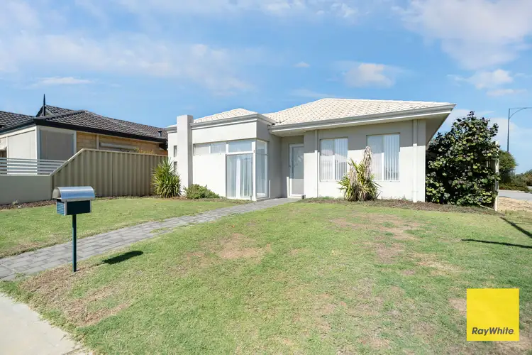 Second view of Homely house listing, 2 Saunton Way, Ridgewood WA 6030