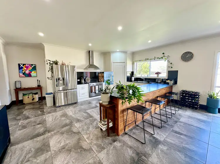Second view of Homely house listing, 52 Venn Avenue, Bordertown SA 5268